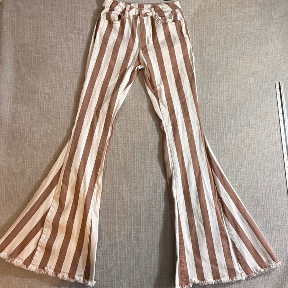 Saints & Hearts Brown Striped Flare Jeans Small High Rise Boho Bell Bottoms